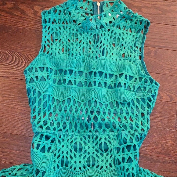 Green Dress - Picture 2 of 5